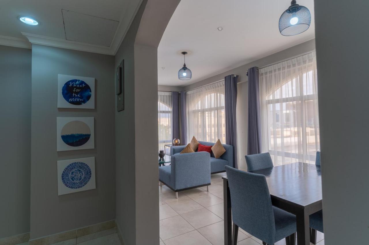 מוסקט Midan Hotel Suites מראה חיצוני תמונה